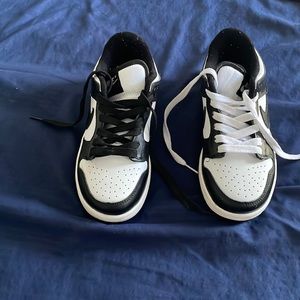 Panda Nikes like no $100 regular 150